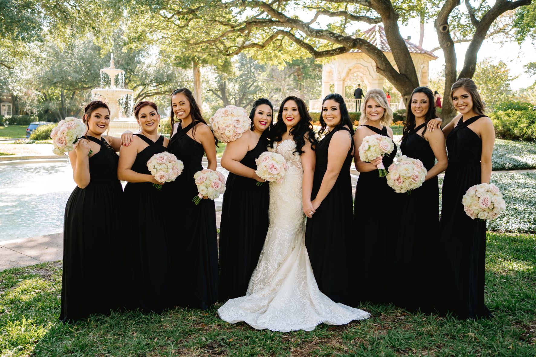 006-MP-Dallas-Wedding-Bride-Bridesmaids-Outdoor-Black-White-Judy-Cordell-Events