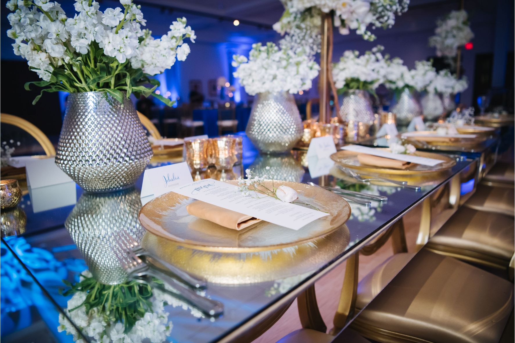 014JJ-Dallas-Wedding-Head-Table-Gold-Judy-Cordell-Events