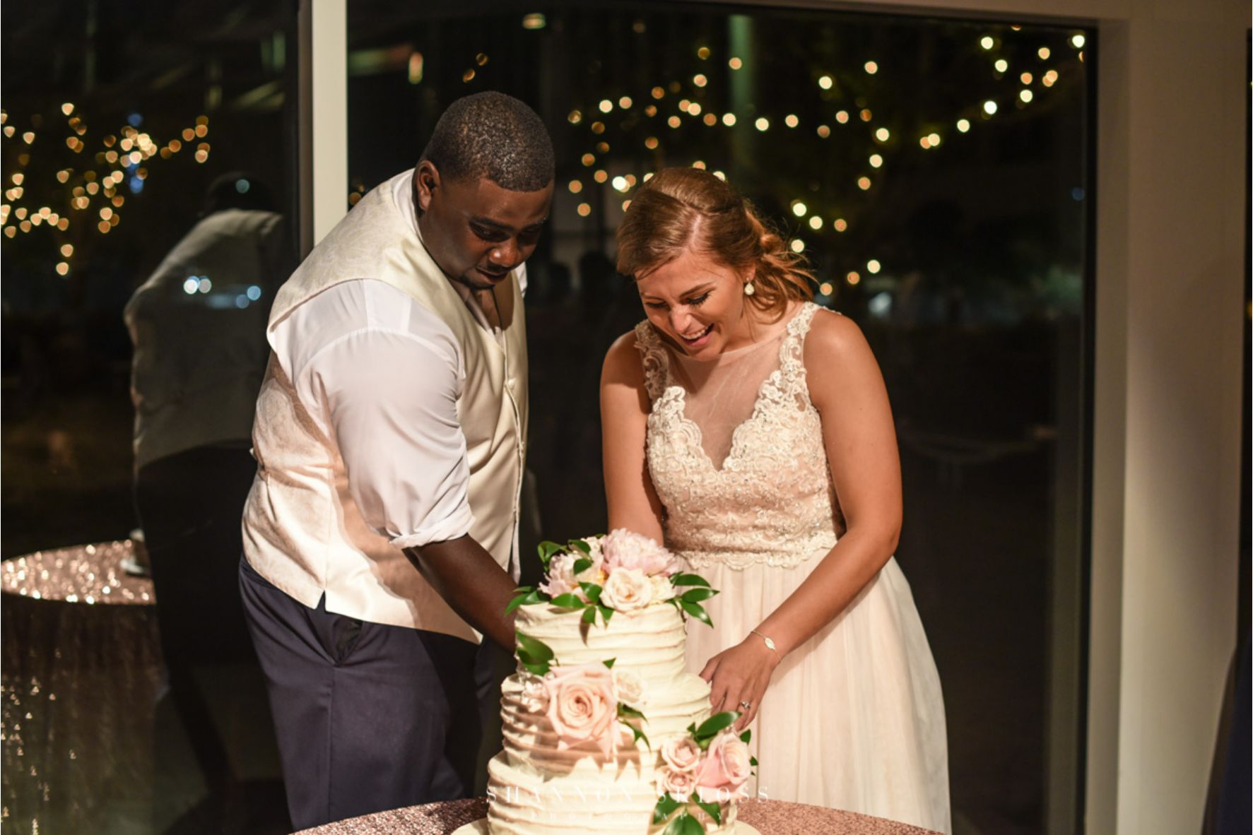 KM-017-dallas wedding-wedding cake-athlete wedding-blush and navy wedding-wedding reception-JudyCordellEvents