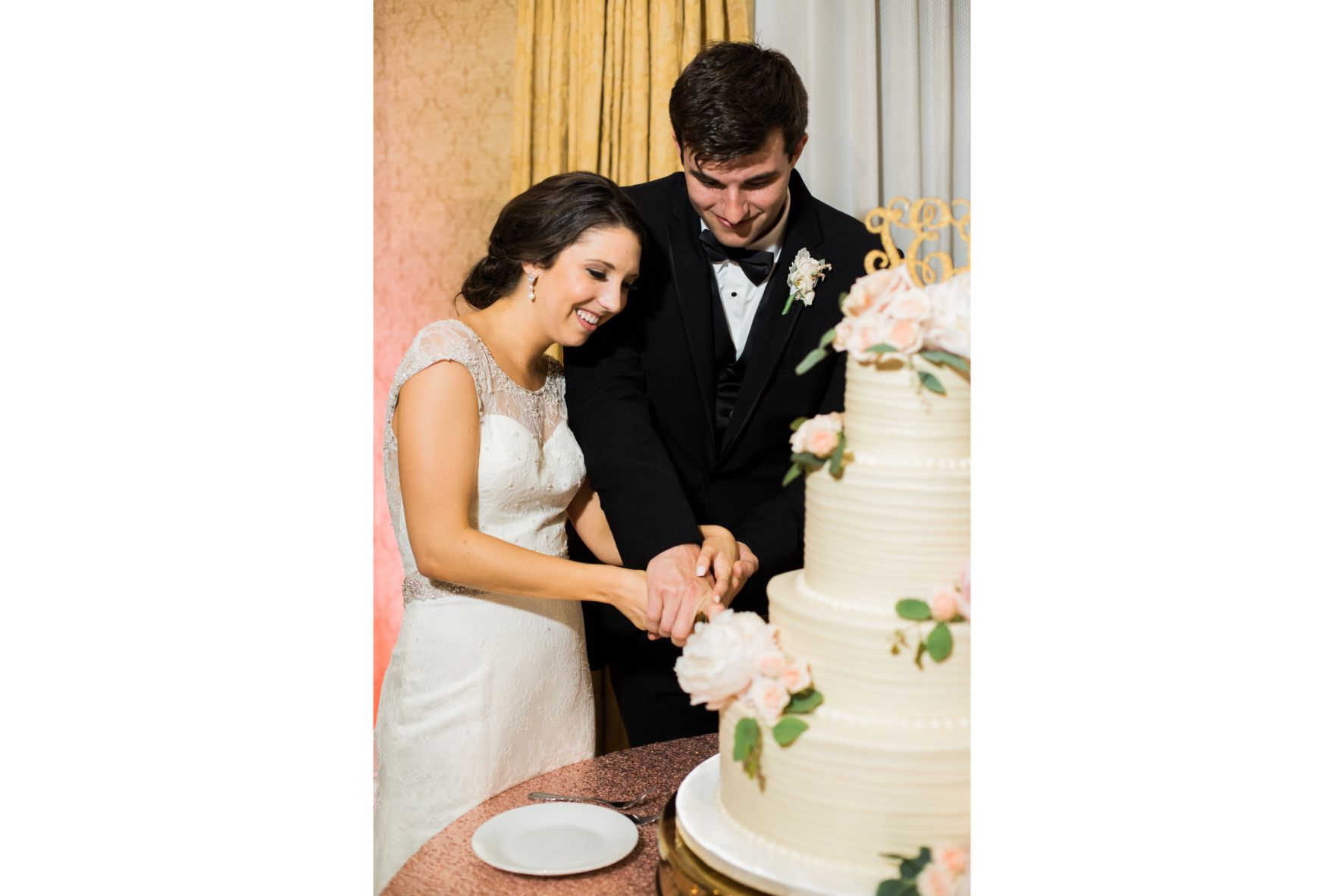 TD-022-Wedding Cake-Classic Wedding-Country Club Wedding-Bride-Groom-JudyCordellEvents